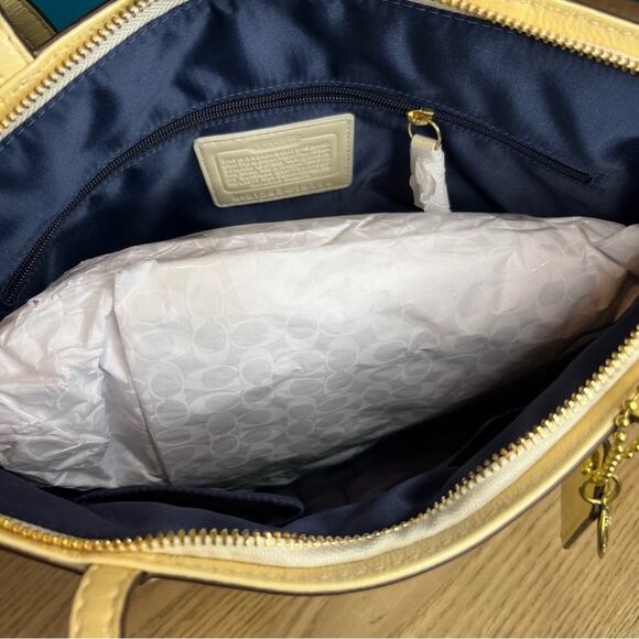 NWT Coach Signature Patent Leather Stitched Stripe Small Tote Butter Cream - Picture 10 of 10